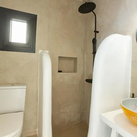 Apellon Mykonos *