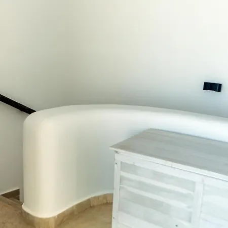 Apellon Mykonos *